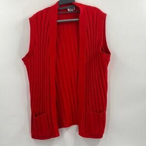 Vintage 70s Classic Fashion red knit vest